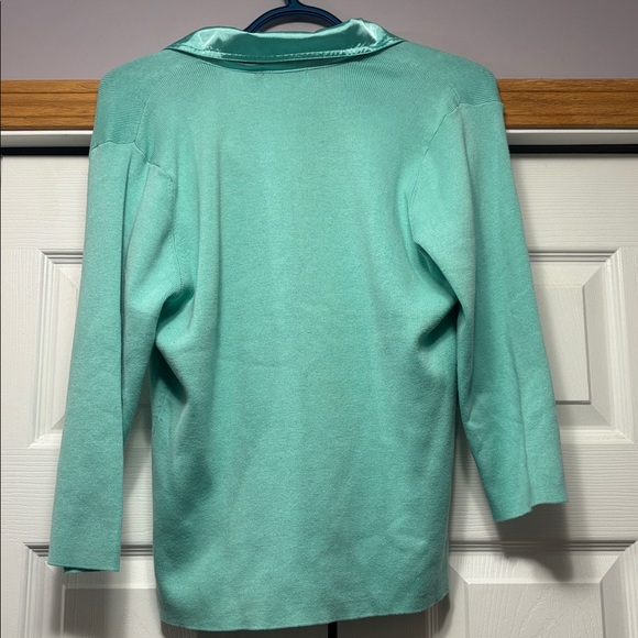Jeanne Pierre Spearmint V-Neck Top - Picture 3 of 6